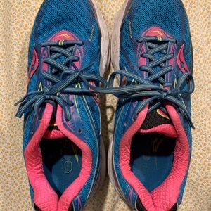 Saucony running shoes